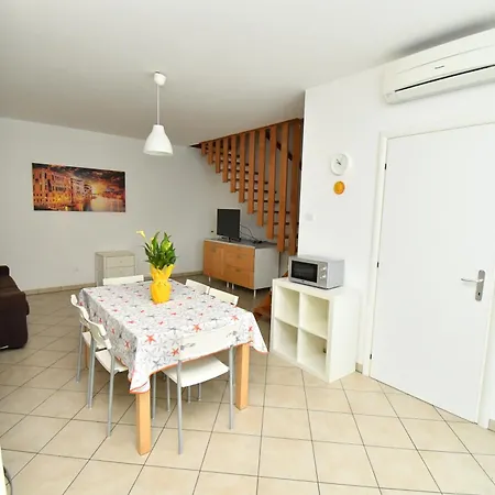 Apartment Arcobaleno *