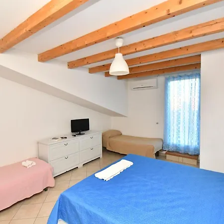 Arcobaleno Apartment Casa Bullo